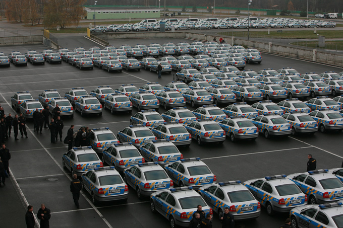 Nová&nbsp; policejní auta 