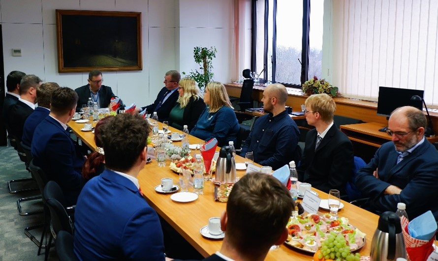 Cena_MV_2025-setkani_s_vyherci_-_obr_3.jpg